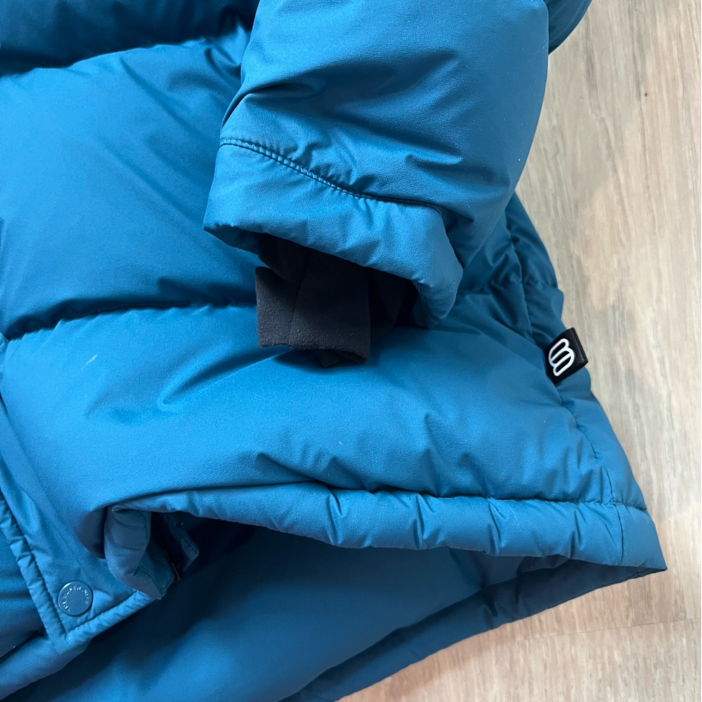 Aritzia TNA Super Puff Jacket Blue | Goose Down Puffer Coat - Picture 5 of 8